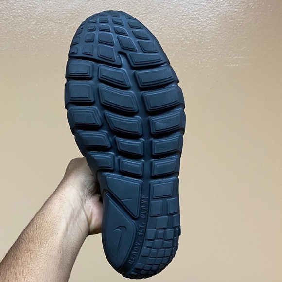 Nike Flex Runner 2 Women’s Running Sneakers Size 8.5 “Black Gray” - Picture 15 of 16